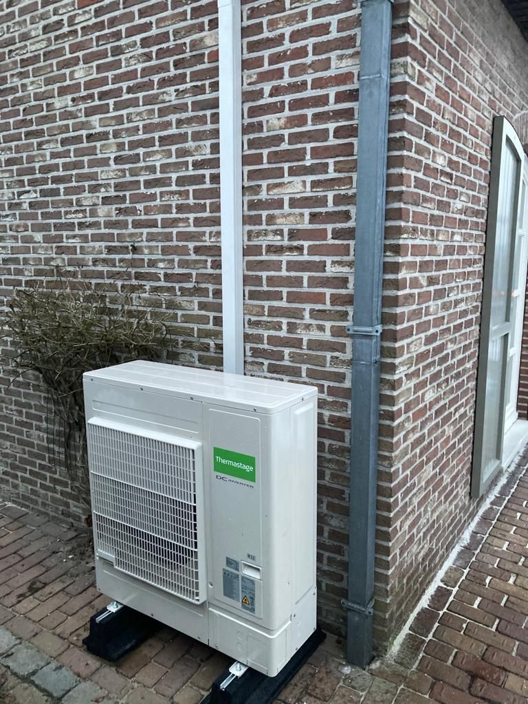 buitenunit-warmtepomp-realisatie-ats2